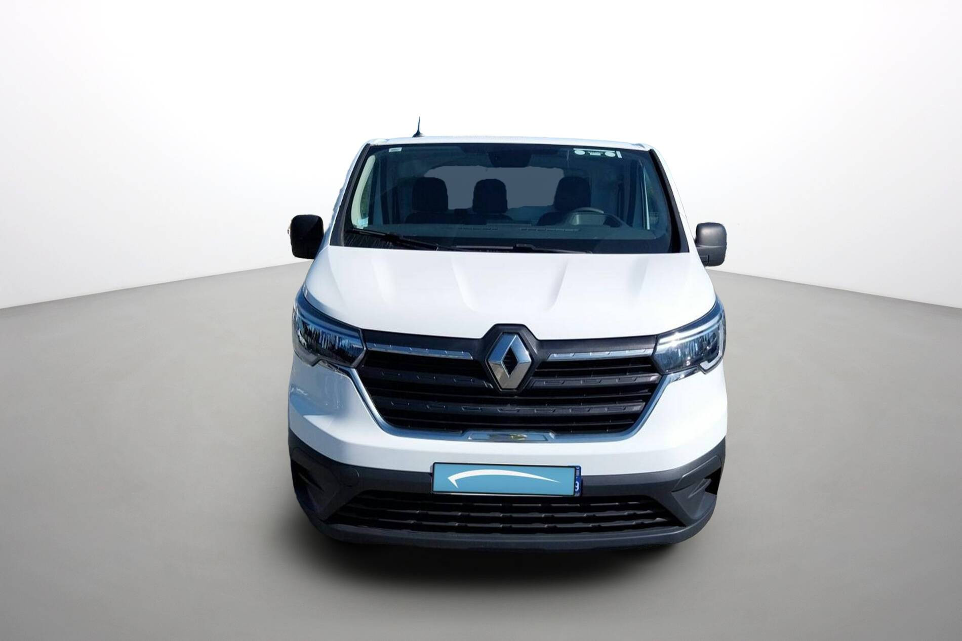 Vente en ligne Renault Trafic 3 Fourgon TRAFIC FG BLUE DCI 130 L1H1 3T GSR2 au prix de 23 490 €