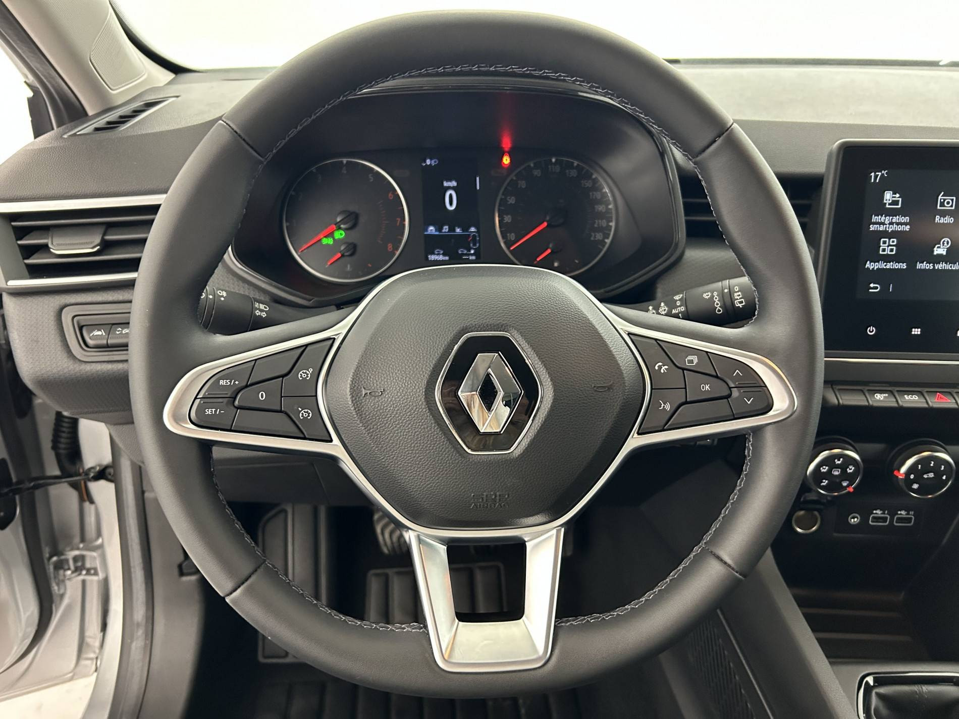 Vente en ligne Renault Clio 5 Clio TCe 90 au prix de 14 890 €