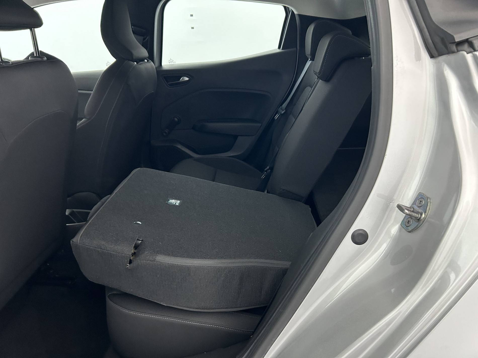 Vente en ligne Renault Clio 5 Clio TCe 90 au prix de 14 890 €