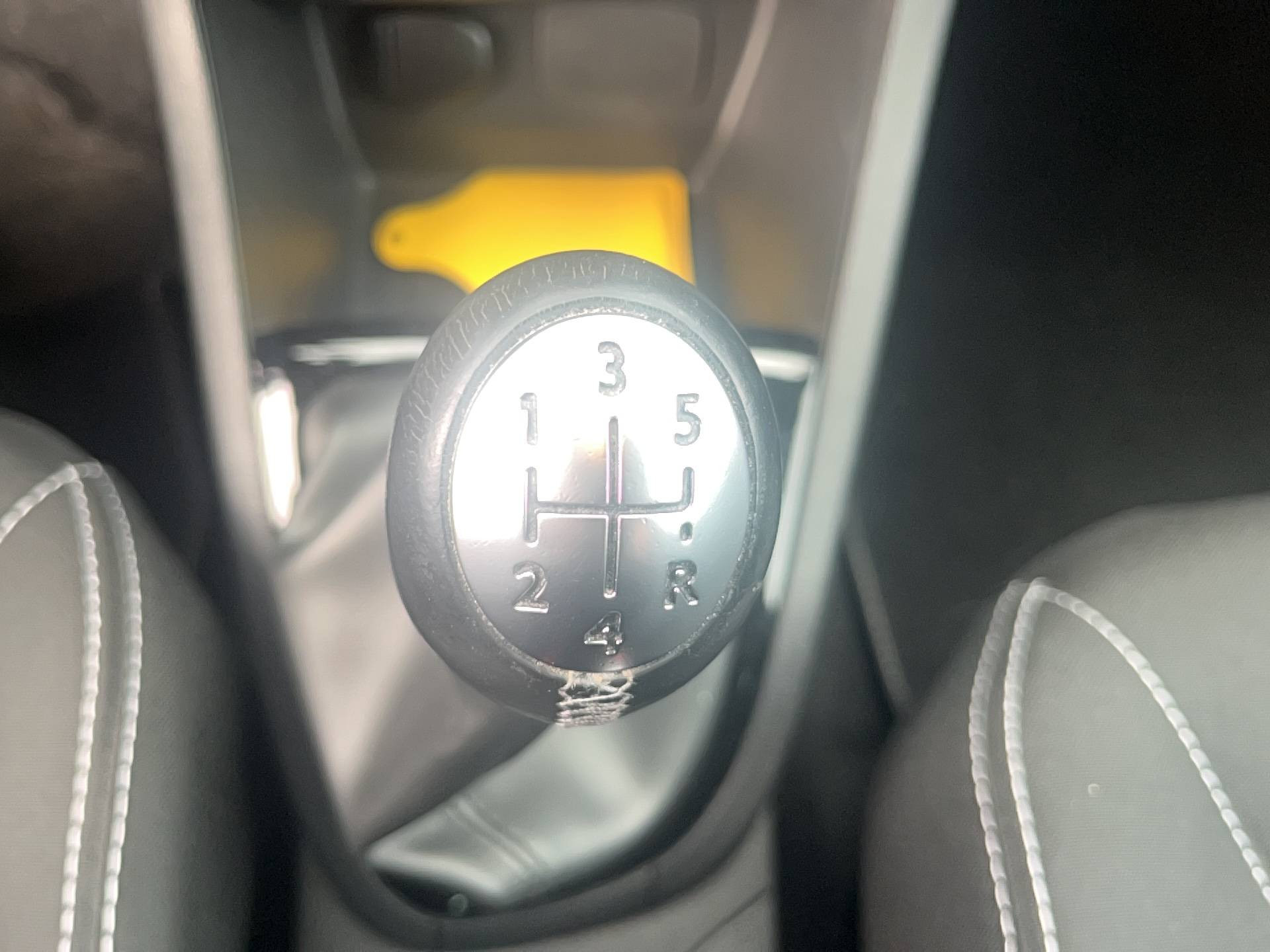 Vente en ligne Renault Clio 4  TCe 90 Energy au prix de 9 990 €