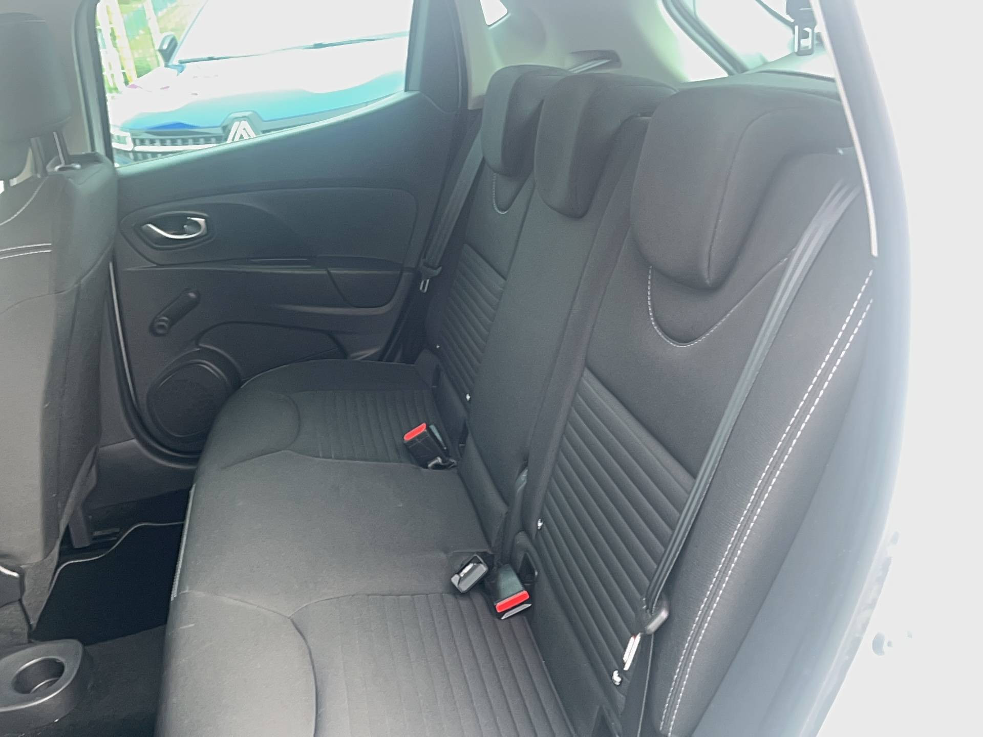 Vente en ligne Renault Clio 4  TCe 90 Energy au prix de 9 990 €