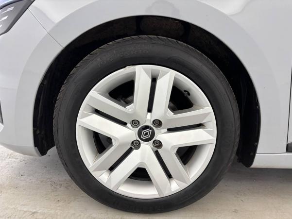 Vente en ligne Renault Clio 5 Clio TCe 90 au prix de 14 490 €