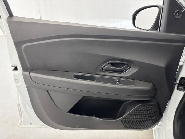 Vente en ligne Dacia Sandero  SCe 65 - 22 au prix de 10 990 €