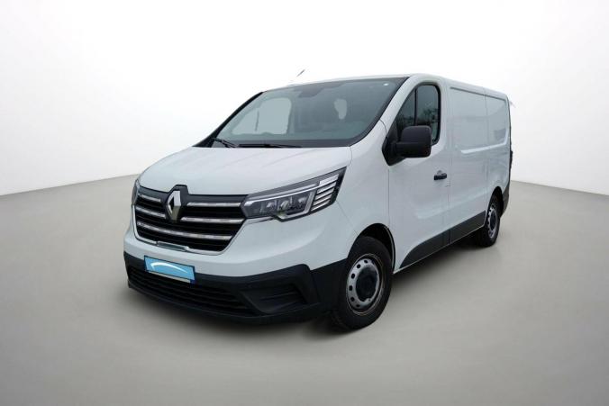 Vente en ligne Renault Trafic 3 Fourgon TRAFIC FGN L1H1 3000 KG BLUE DCI 130 au prix de 24 800 €