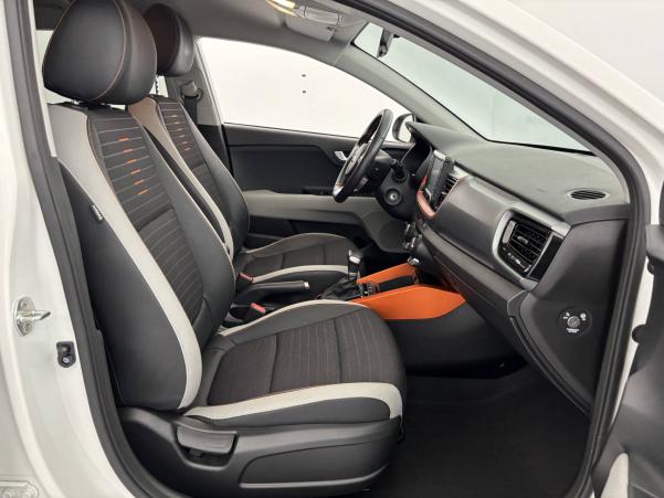 Vente en ligne Kia Stonic  1.0 T-GDi 120 ch ISG DCT7 au prix de 17 490 €