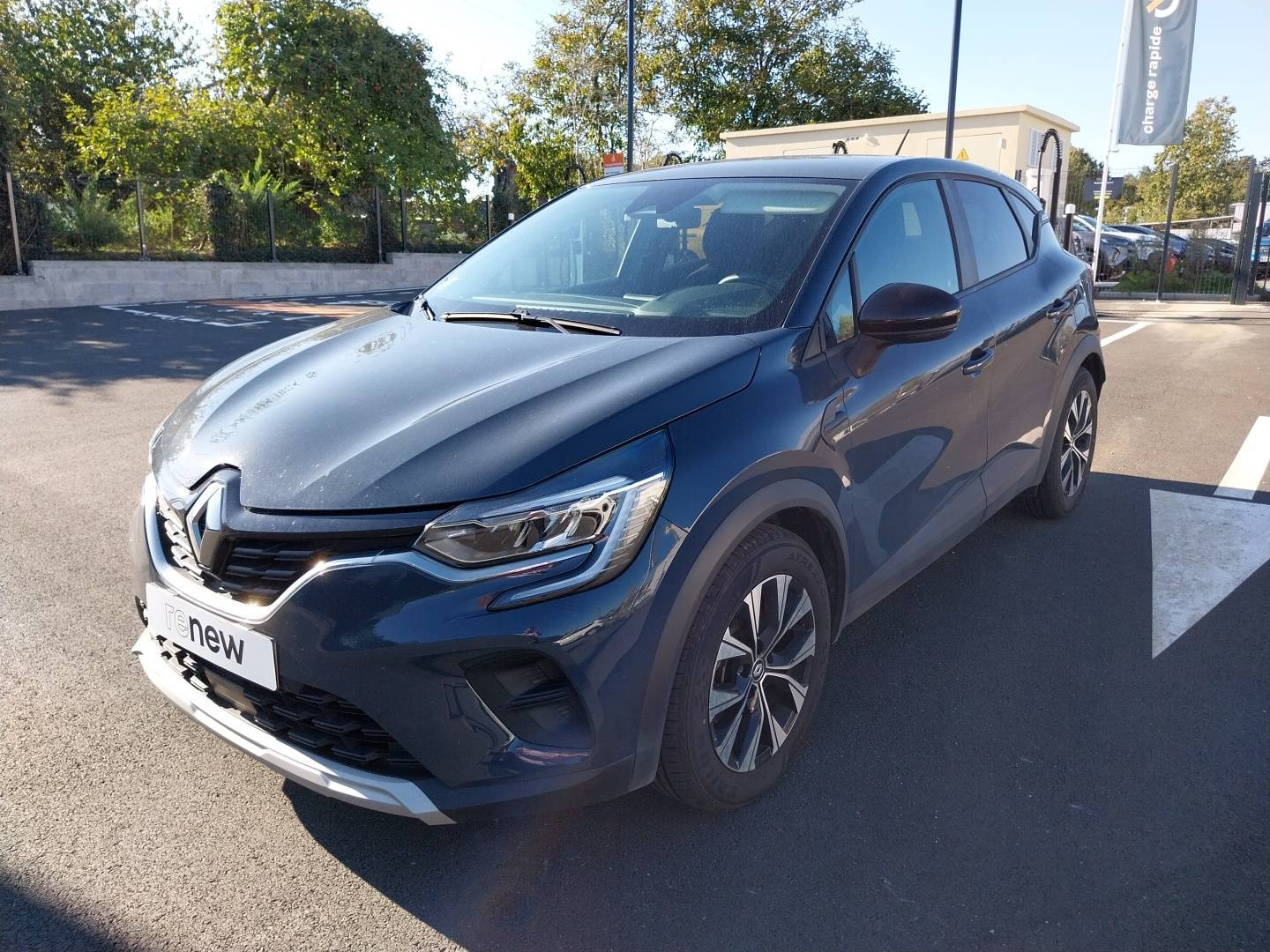 Renault Captur  E-Tech full hybrid 145 occasion de 2023 en vente à Concarneau