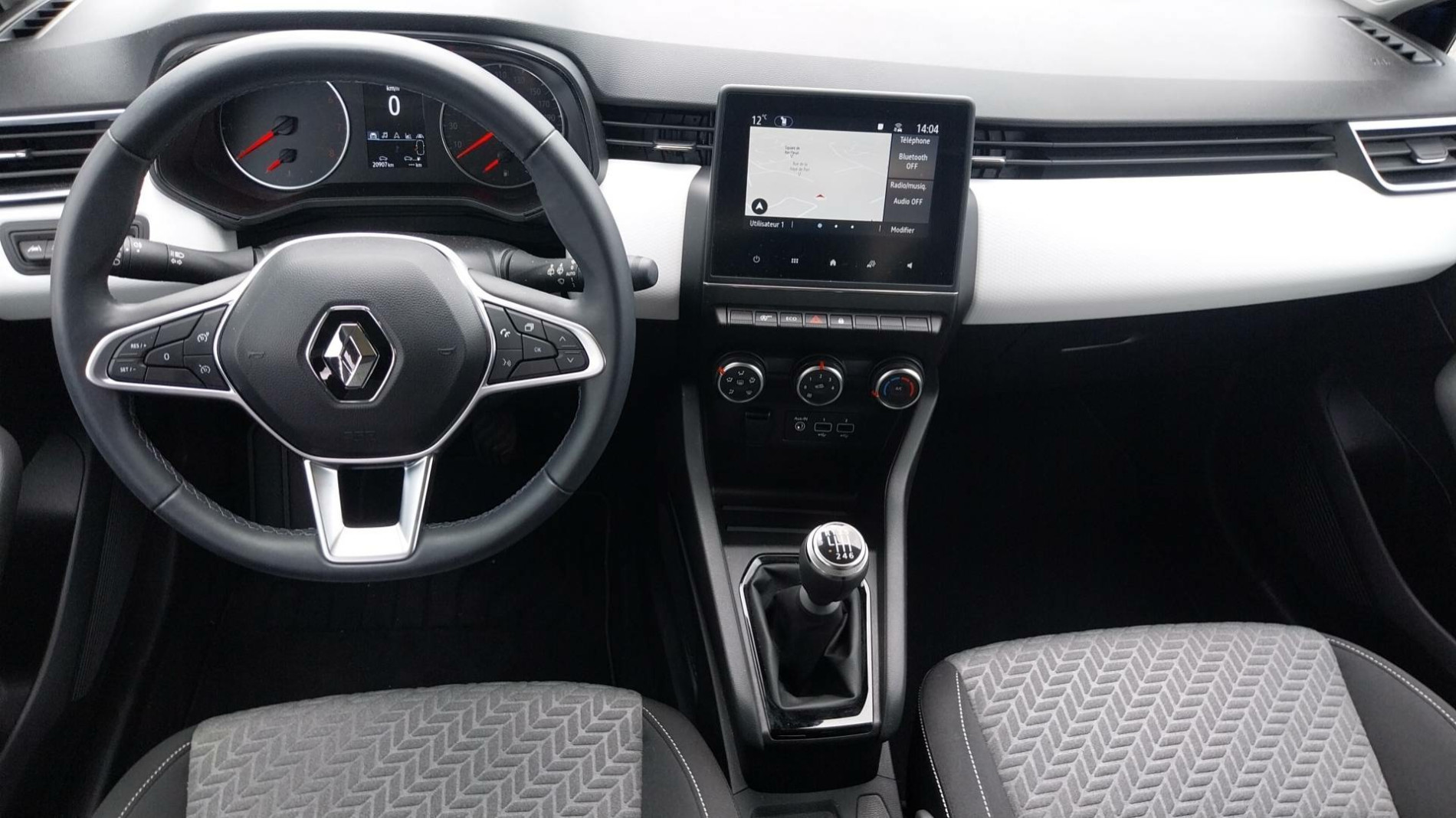 Vente en ligne Renault Clio 5 Clio TCe 90 au prix de 14 690 €