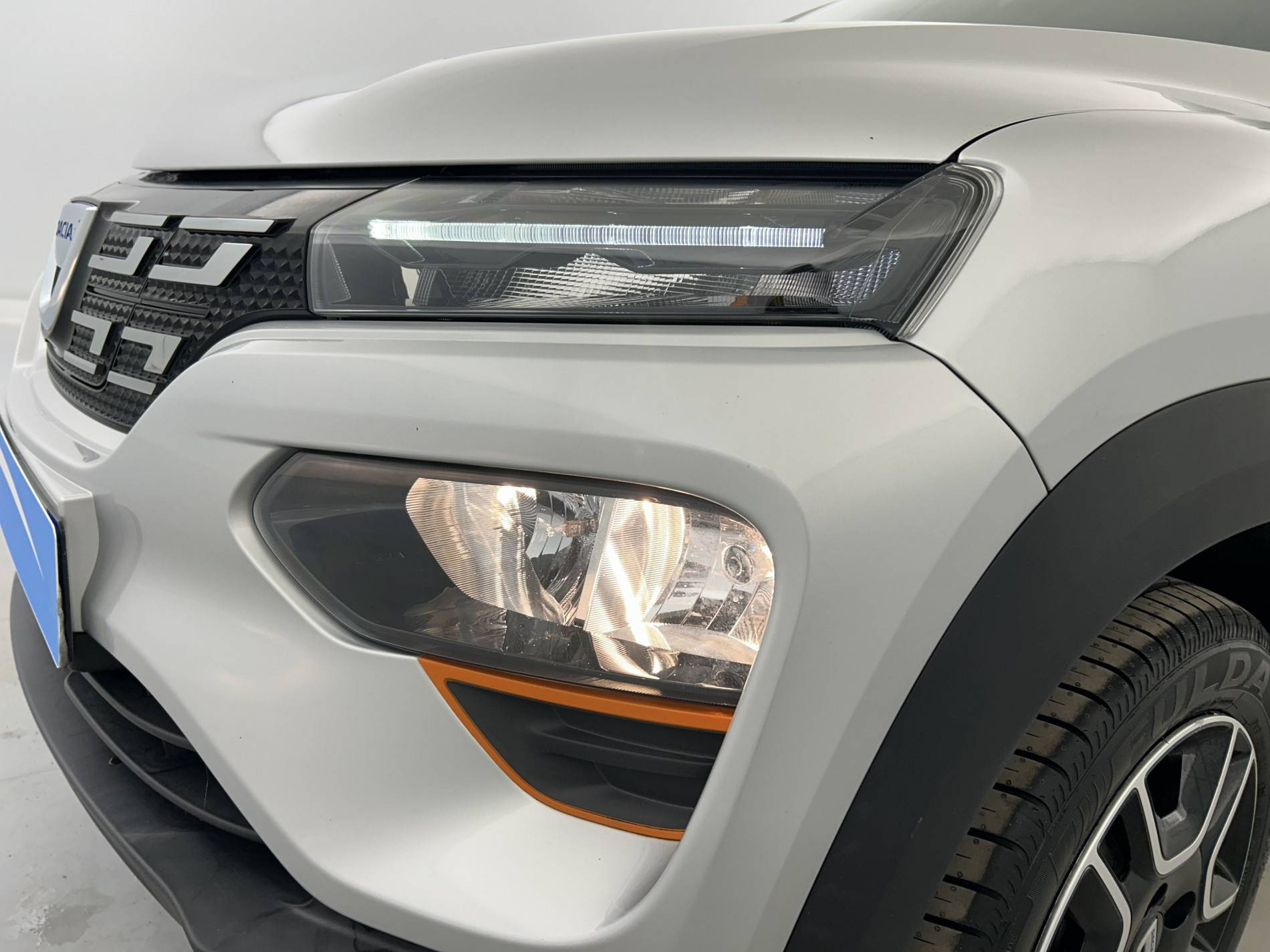 Vente en ligne Dacia Spring  Achat Intégral au prix de 9 990 €