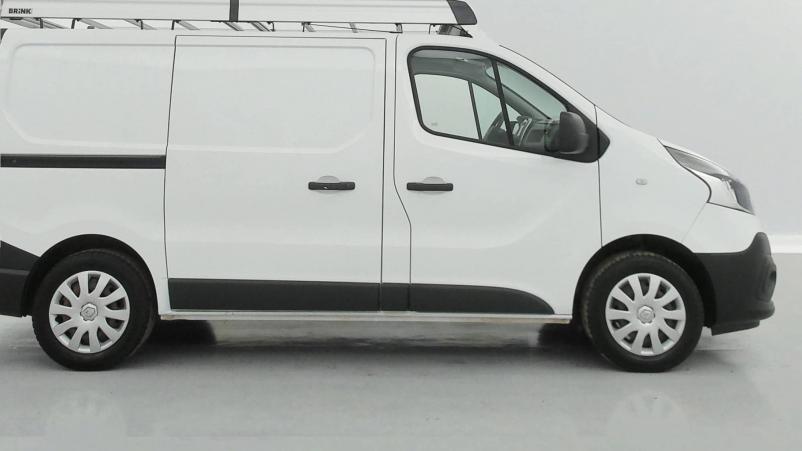 Vente en ligne Renault Trafic 3 Fourgon TRAFIC FGN L1H1 1000 KG DCI 125 ENERGY E6 au prix de 18 990 €