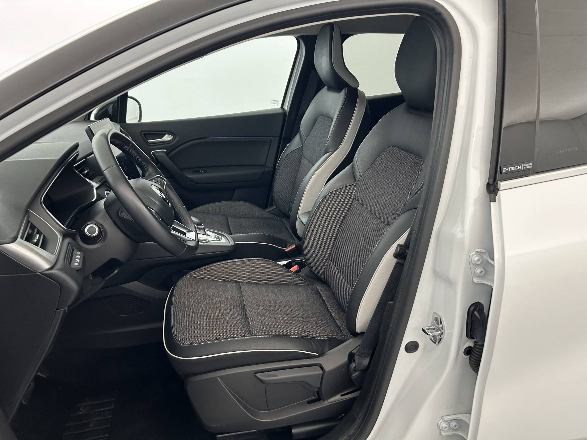 Vente en ligne Renault Captur  E-Tech Plug-in 160 au prix de 16 890 €