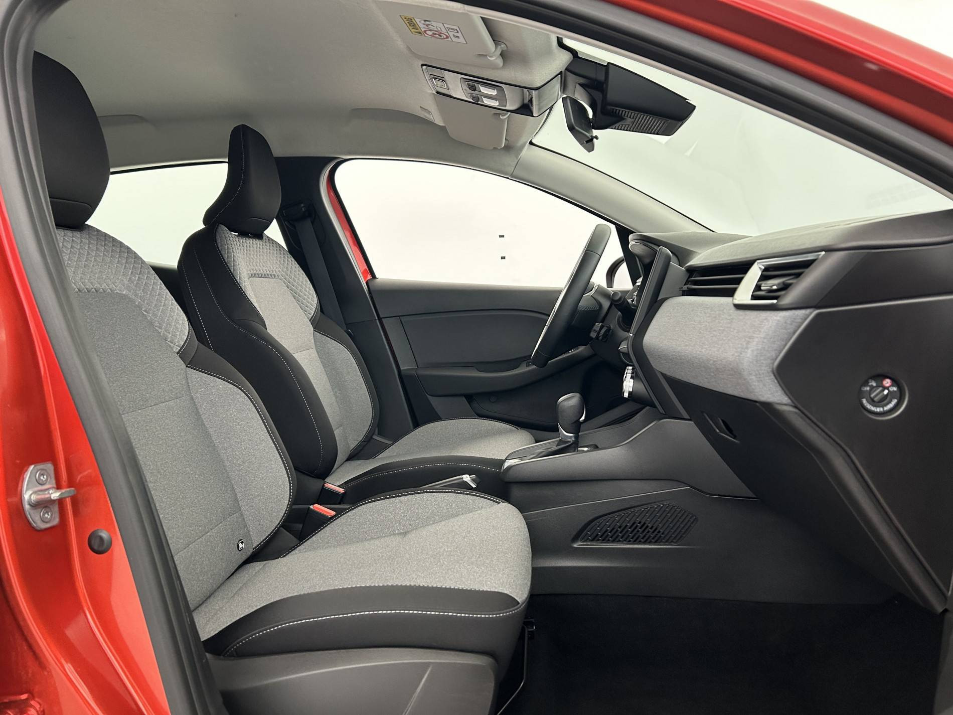 Vente en ligne Renault Clio 5 Clio E-Tech full hybrid 145 ch GSR2 au prix de 19 985 €