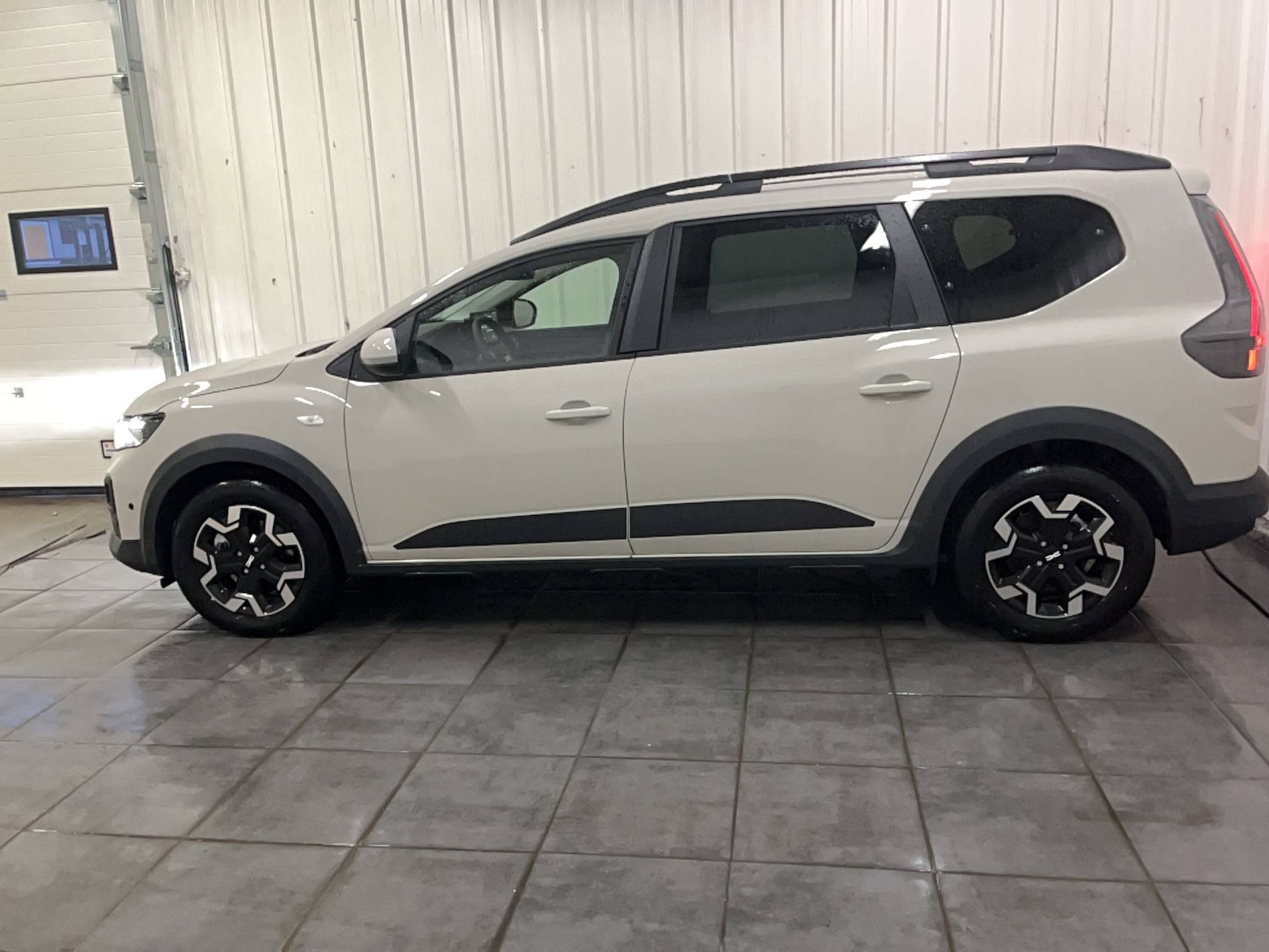 Vente en ligne Dacia Jogger  155 7 places au prix de 29 300 €