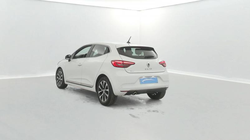 Vente en ligne Renault Clio 5 Clio TCe 90 - 21N au prix de 15 890 €