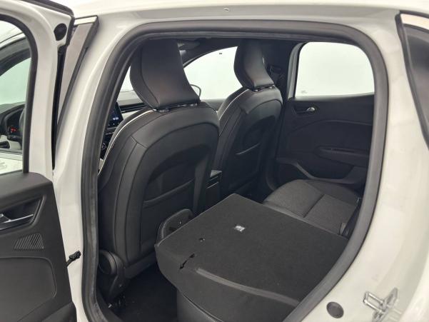 Vente en ligne Renault Clio 5 Clio TCe 90 - 21N au prix de 15 890 €