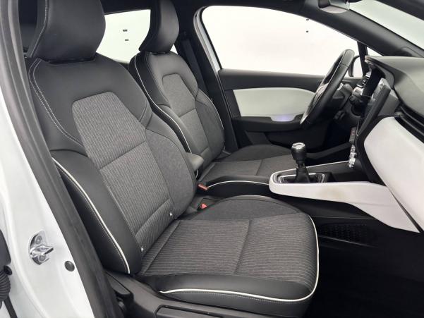 Vente en ligne Renault Clio 5 Clio TCe 90 - 21N au prix de 15 890 €