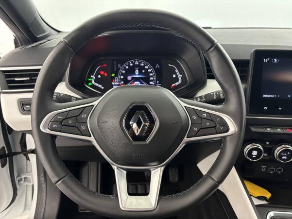 Vente en ligne Renault Clio 5 Clio TCe 90 - 21N au prix de 15 890 €
