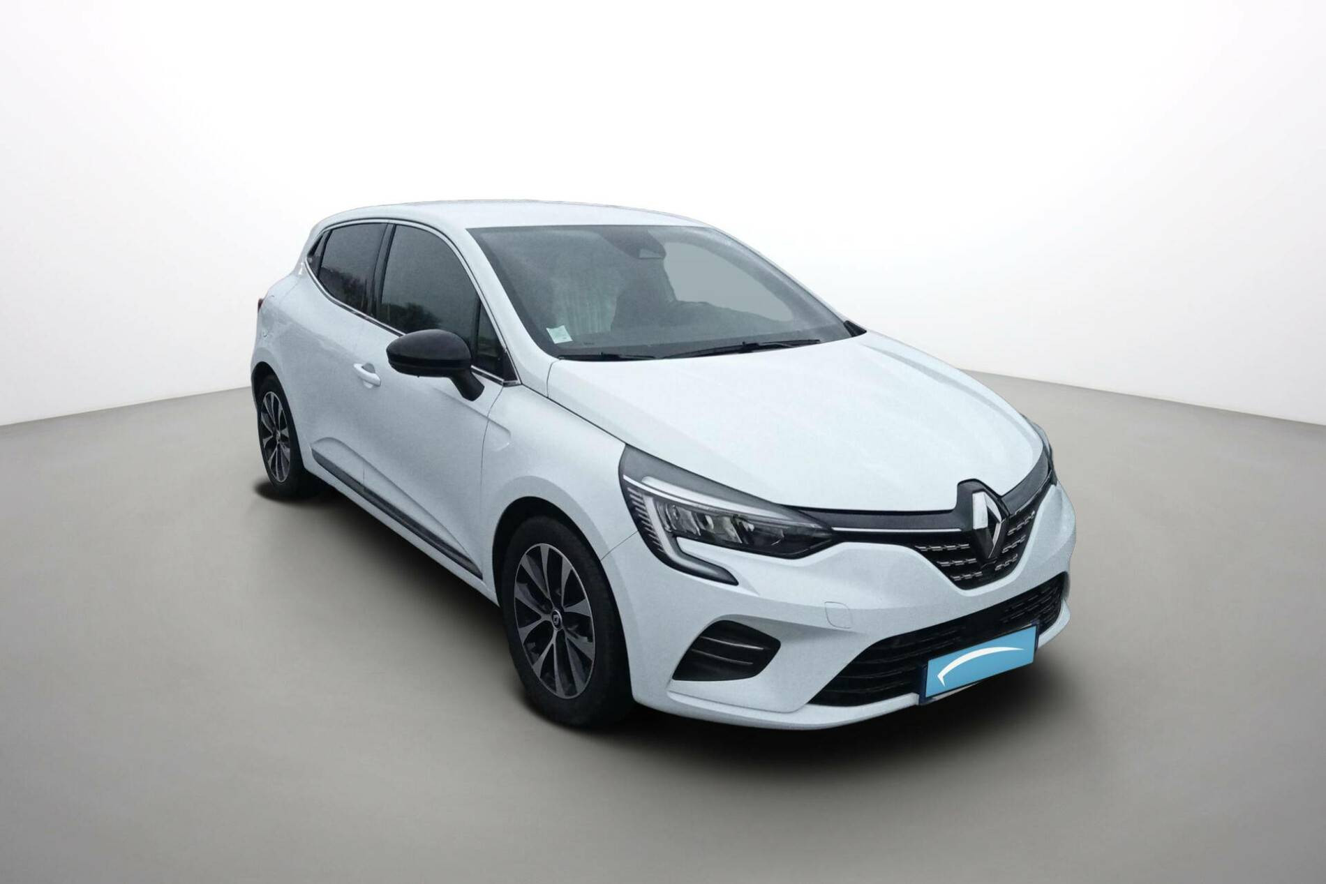 Vente en ligne Renault Clio 5 Clio E-Tech full hybrid 145 au prix de 16 740 €