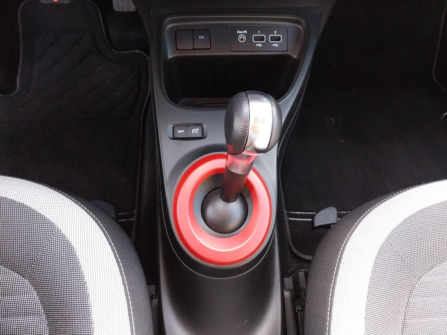 Vente en ligne Renault Twingo Electrique Twingo III E-Tech au prix de 10 790 €