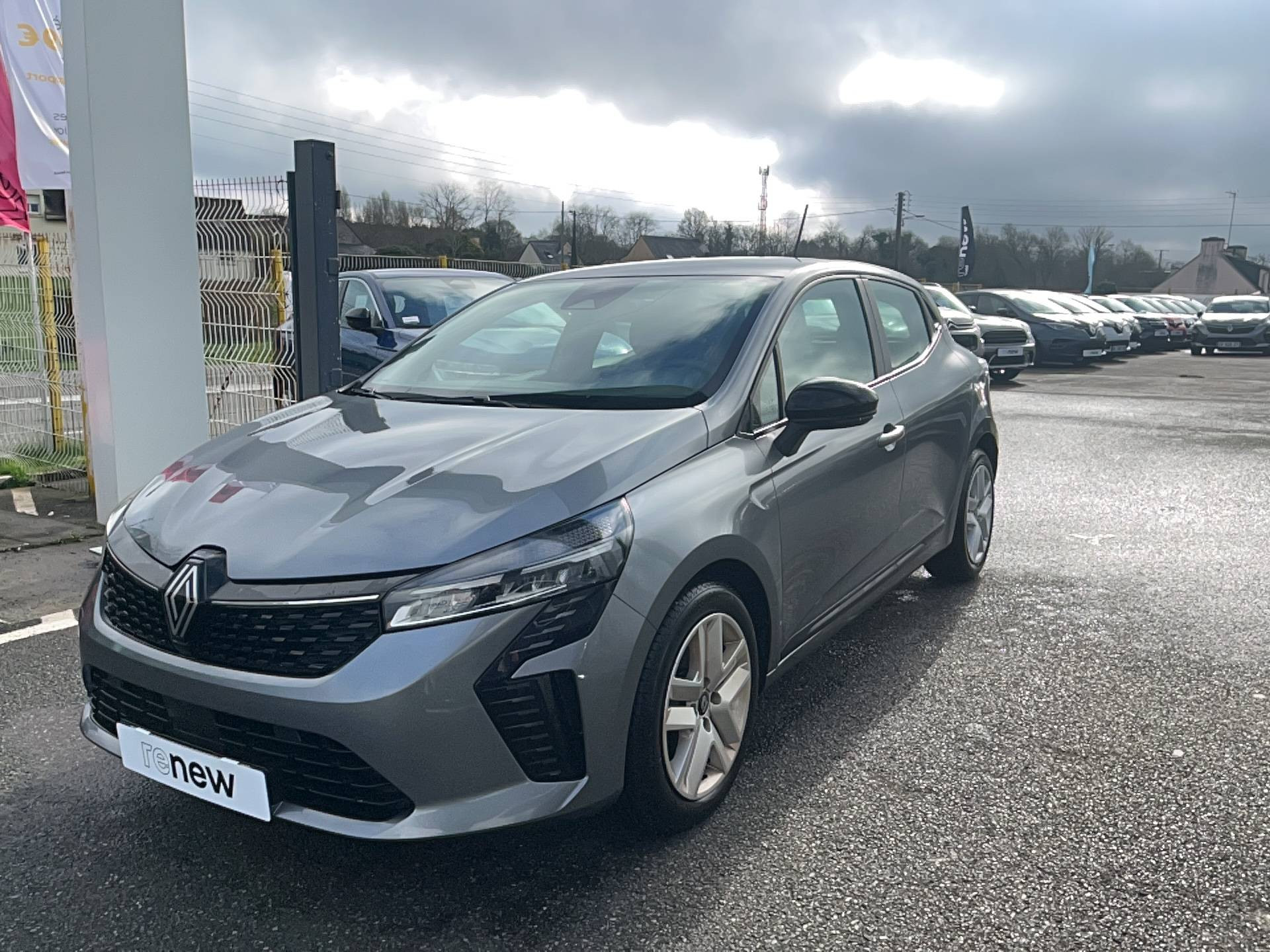 Renault Clio 5 Clio TCe 90 occasion de 2024 en vente à Concarneau