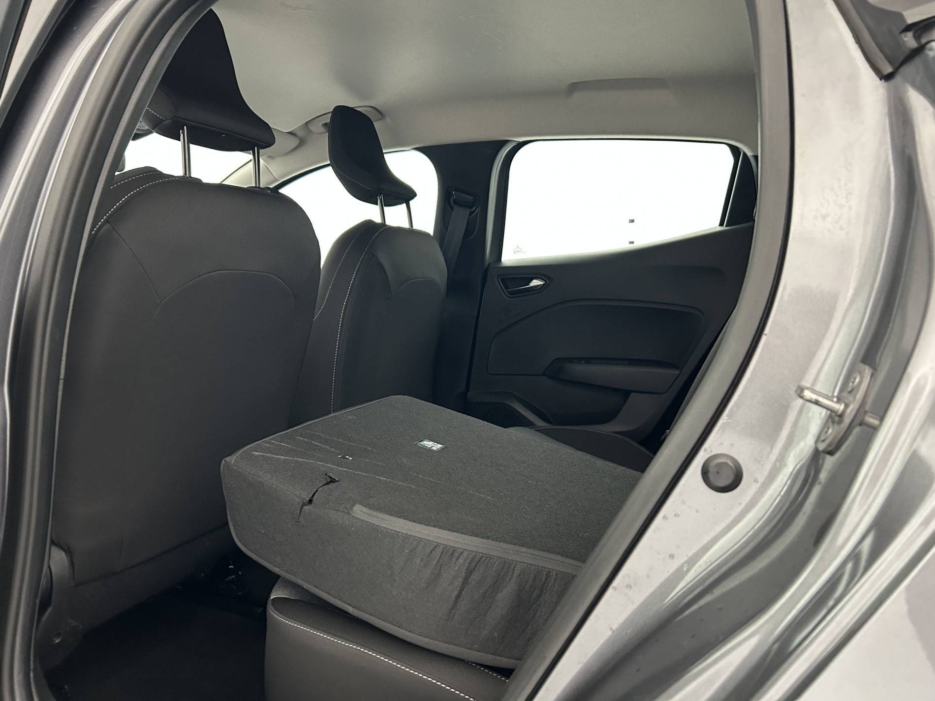 Vente en ligne Renault Clio 5 Clio TCe 90 au prix de 15 490 €