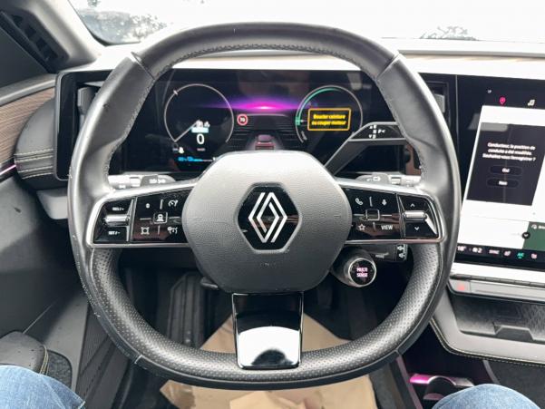 Vente en ligne Renault Megane E-Tech  EV60 220 ch super charge au prix de 25 900 €