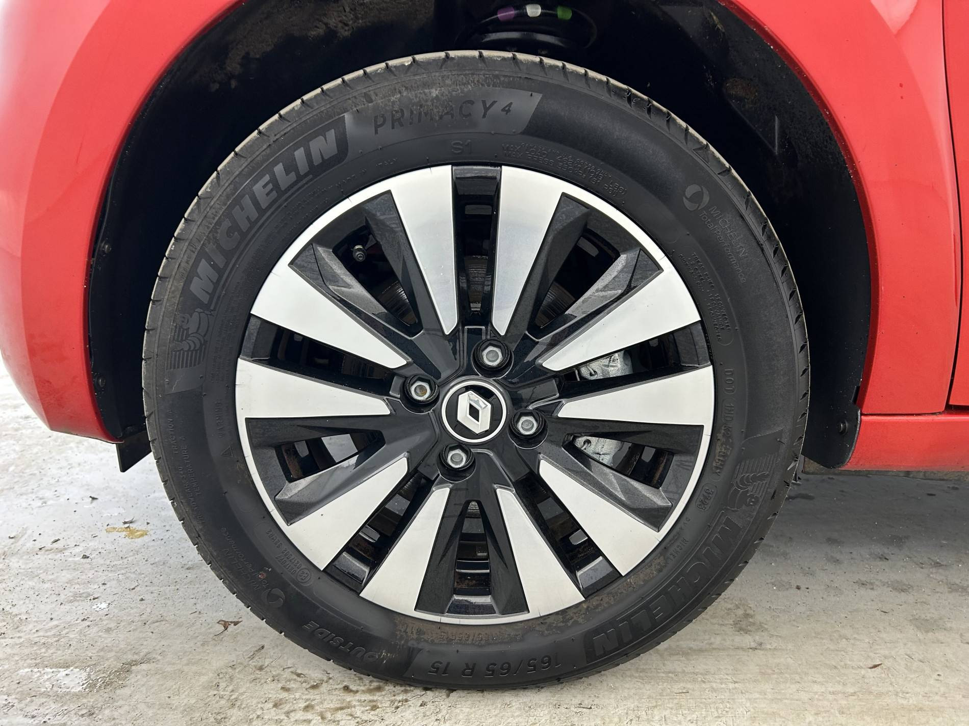 Vente en ligne Renault Twingo Electrique Twingo III E-Tech au prix de 12 850 €