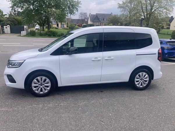 Vente en ligne Renault Kangoo  Blue dCi 95 au prix de 26 790 €