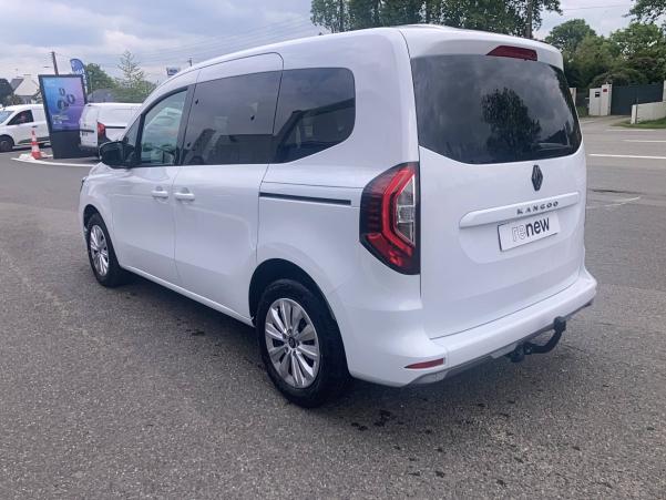Vente en ligne Renault Kangoo  Blue dCi 95 au prix de 26 790 €