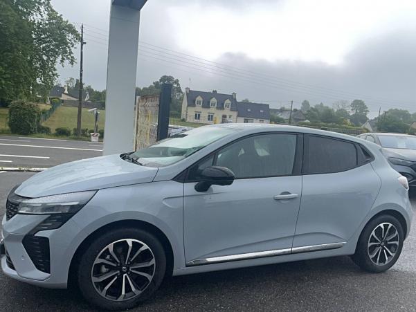 Vente en ligne Renault Clio 5 Clio E-Tech full hybrid 145 au prix de 23 490 €