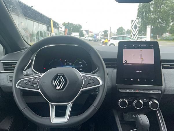 Vente en ligne Renault Clio 5 Clio E-Tech full hybrid 145 au prix de 23 490 €