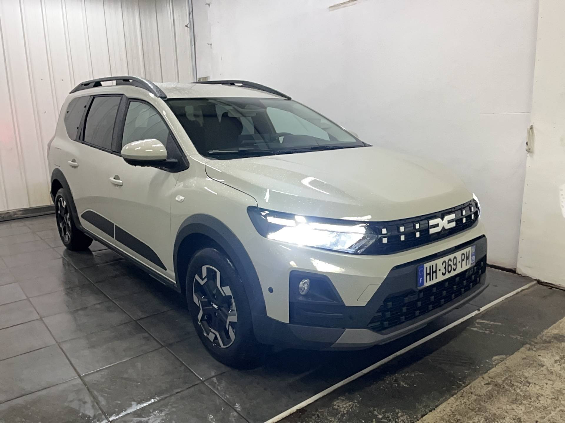 Vente en ligne Dacia Jogger  155 7 places au prix de 29 300 €