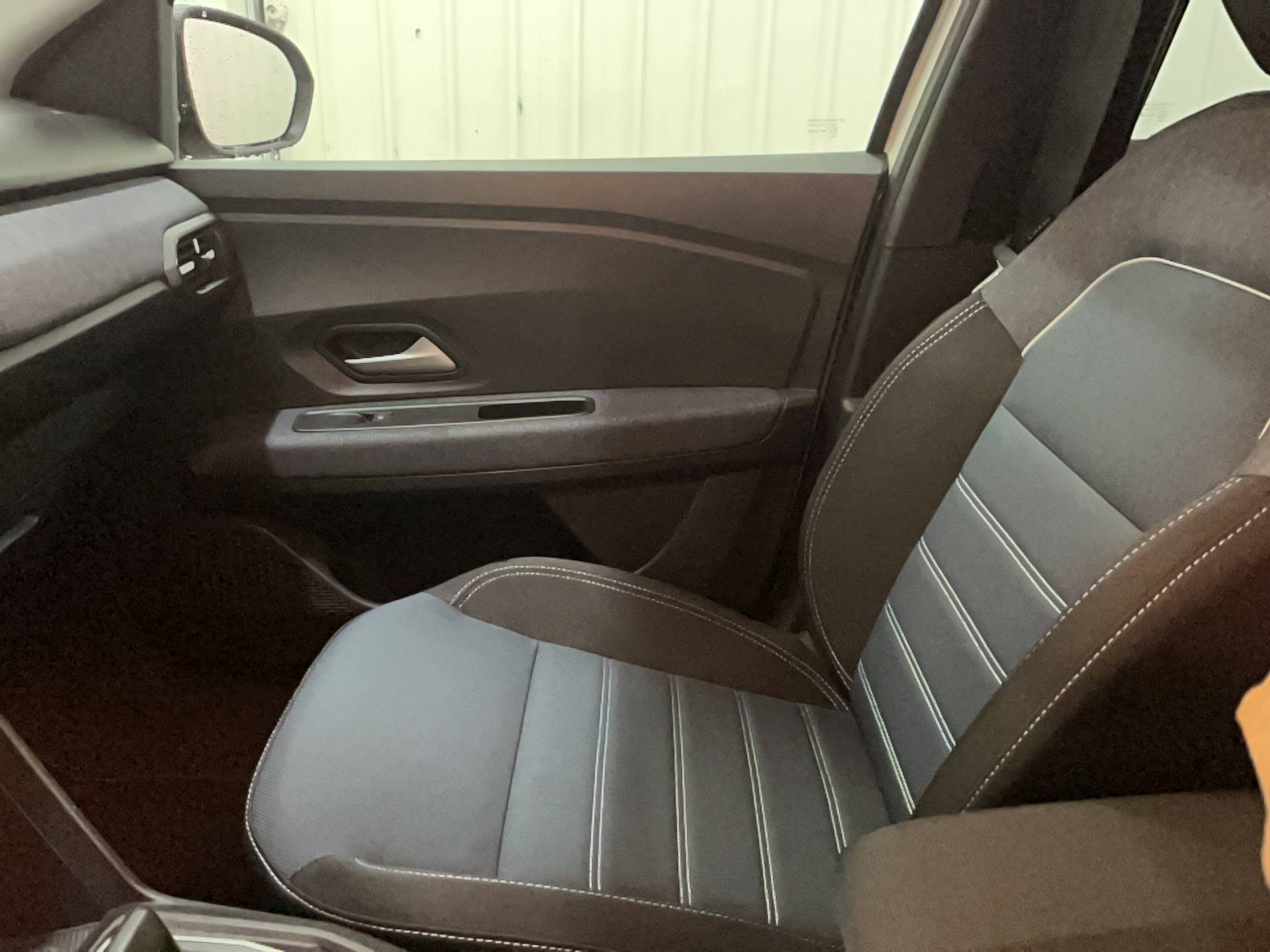 Vente en ligne Dacia Jogger  155 7 places au prix de 29 300 €