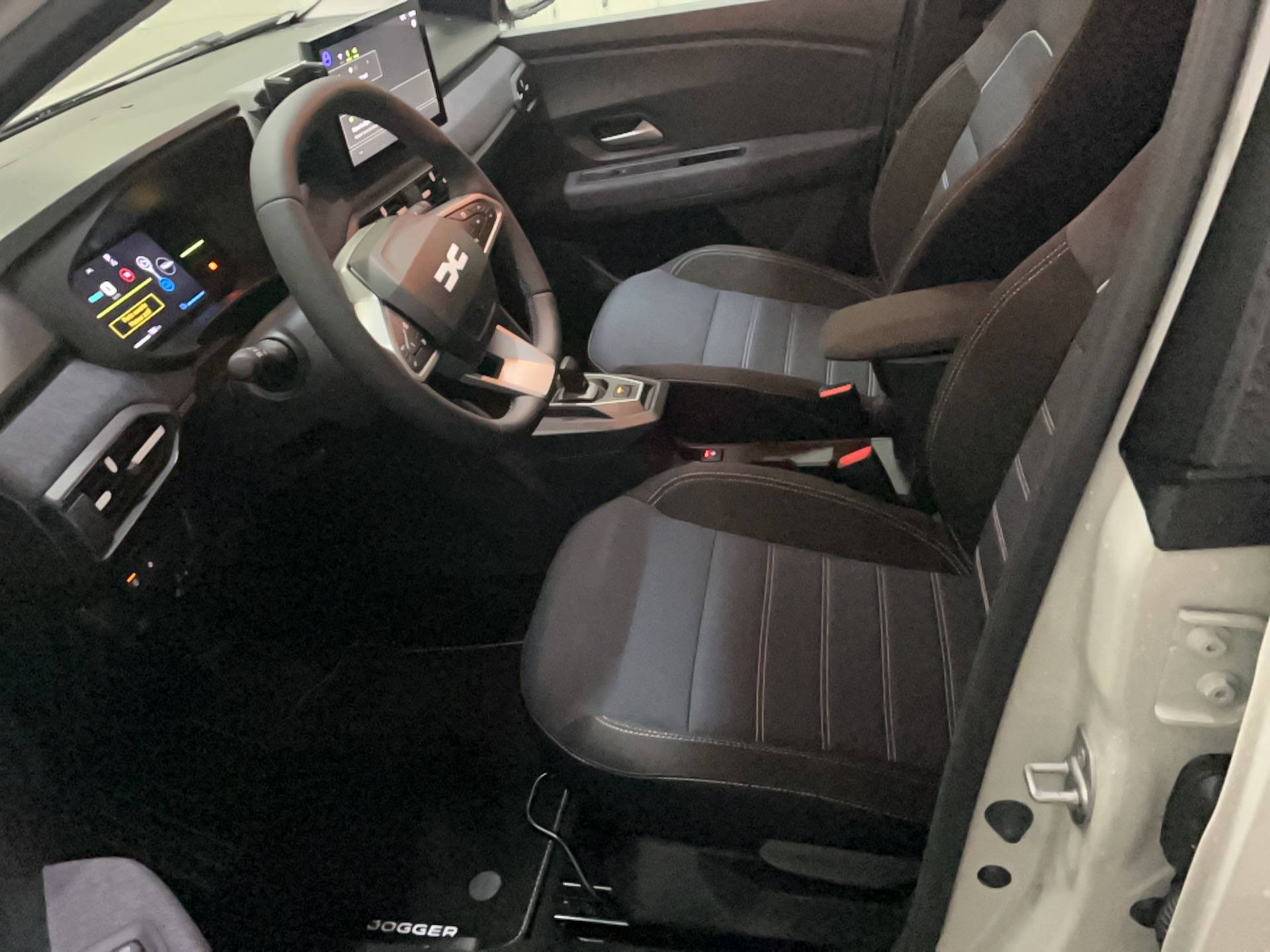 Vente en ligne Dacia Jogger  155 7 places au prix de 29 300 €