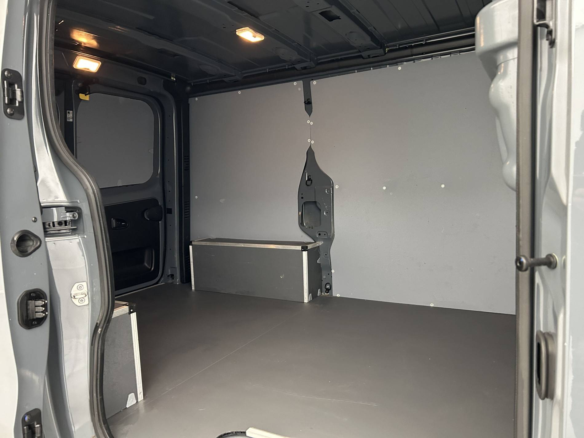 Vente en ligne Renault Trafic 3 Fourgon TRAFIC FGN L1H1 2800 KG BLUE DCI 150 EDC au prix de 27 990 €