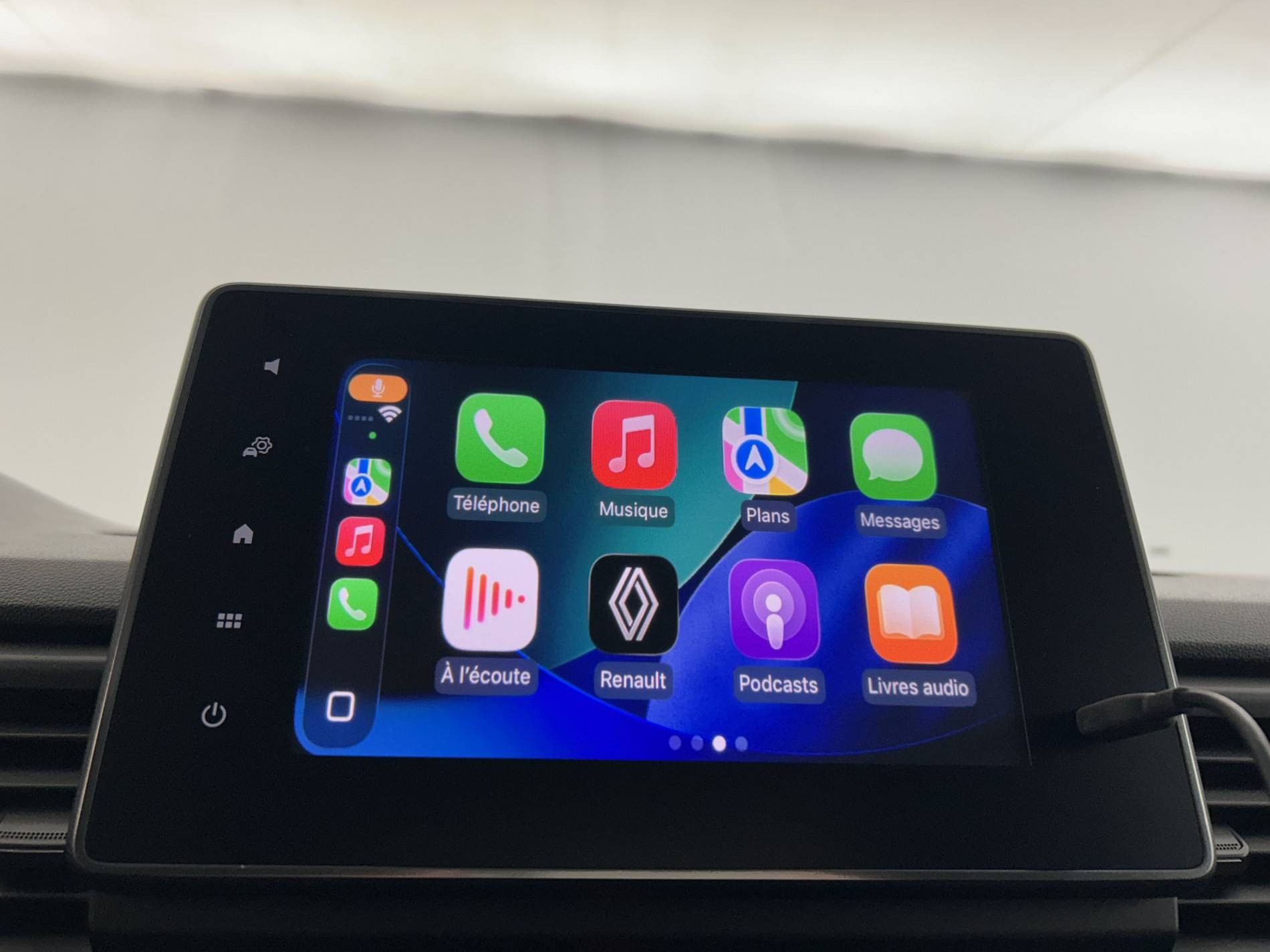 Vente en ligne Renault Trafic 3 Fourgon TRAFIC FGN L1H1 2800 KG BLUE DCI 150 EDC au prix de 27 990 €