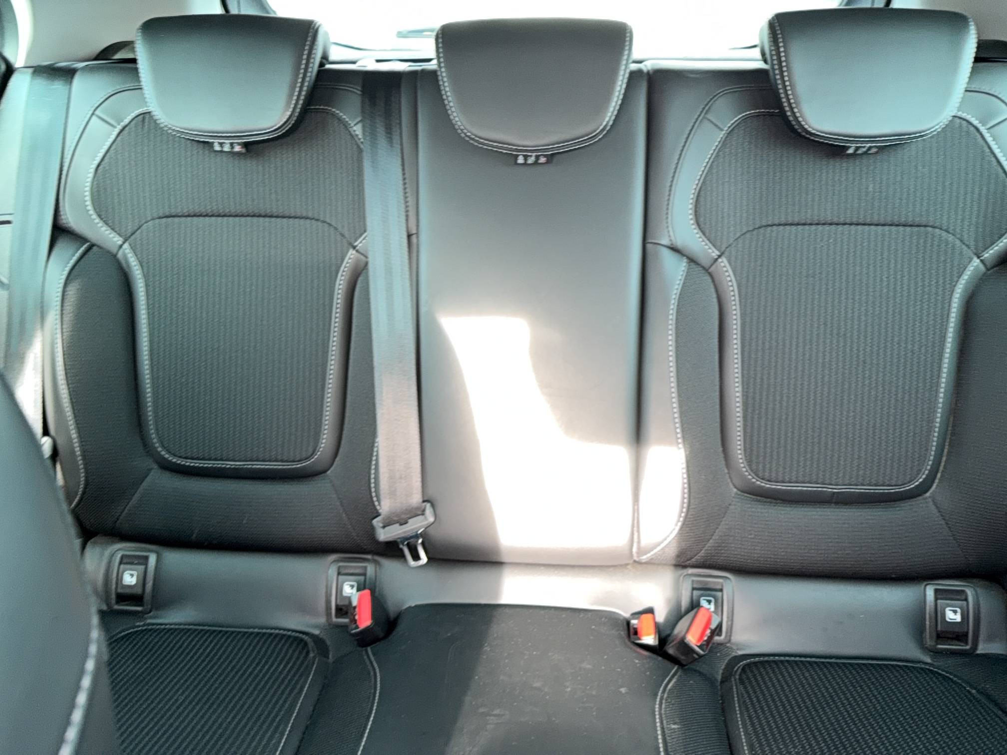 Vente en ligne Renault Megane 4  Blue dCi 115 EDC au prix de 18 990 €