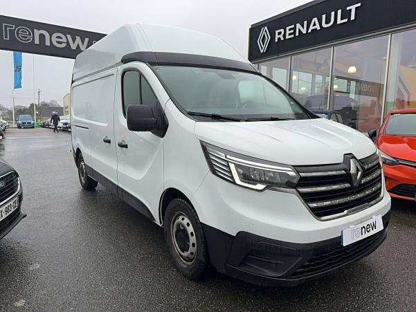 Vente en ligne Renault Trafic 3 Fourgon TRAFIC FGN L2H2 3000 KG BLUE DCI 150 au prix de 27 500 €