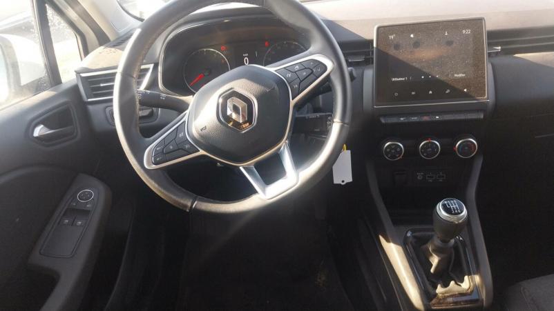 Vente en ligne Renault Clio 5 Clio TCe 90 - 21N au prix de 13 790 €
