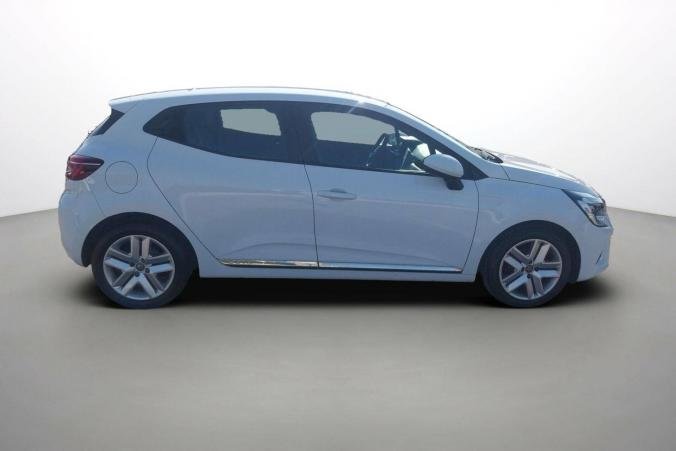 Vente en ligne Renault Clio 5 Clio TCe 90 - 21N au prix de 13 790 €