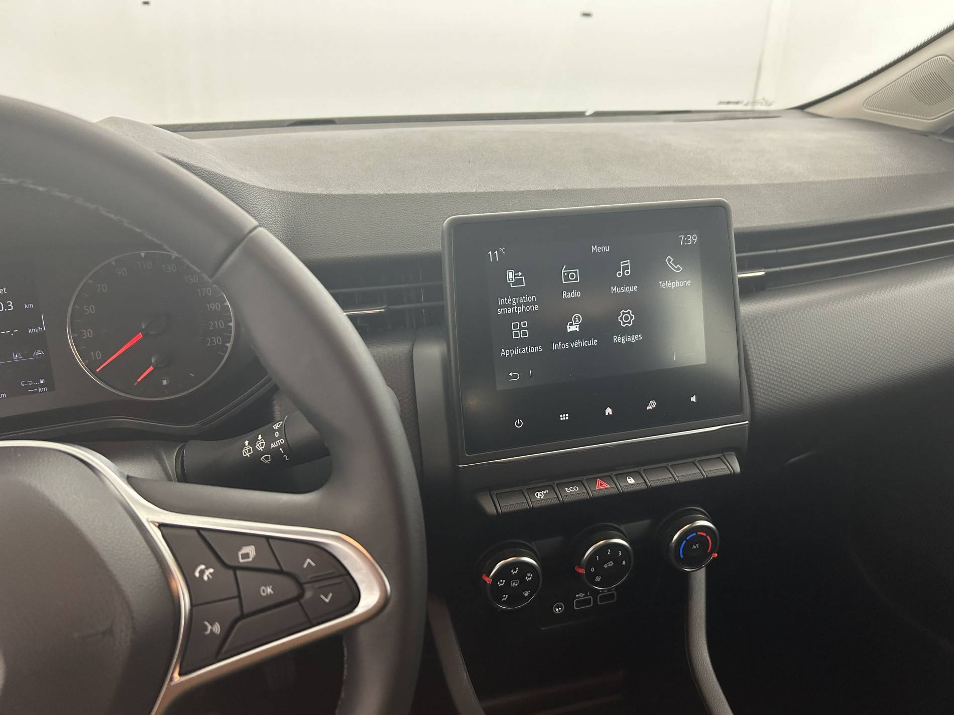 Vente en ligne Renault Clio 5 Clio TCe 90 au prix de 14 960 €