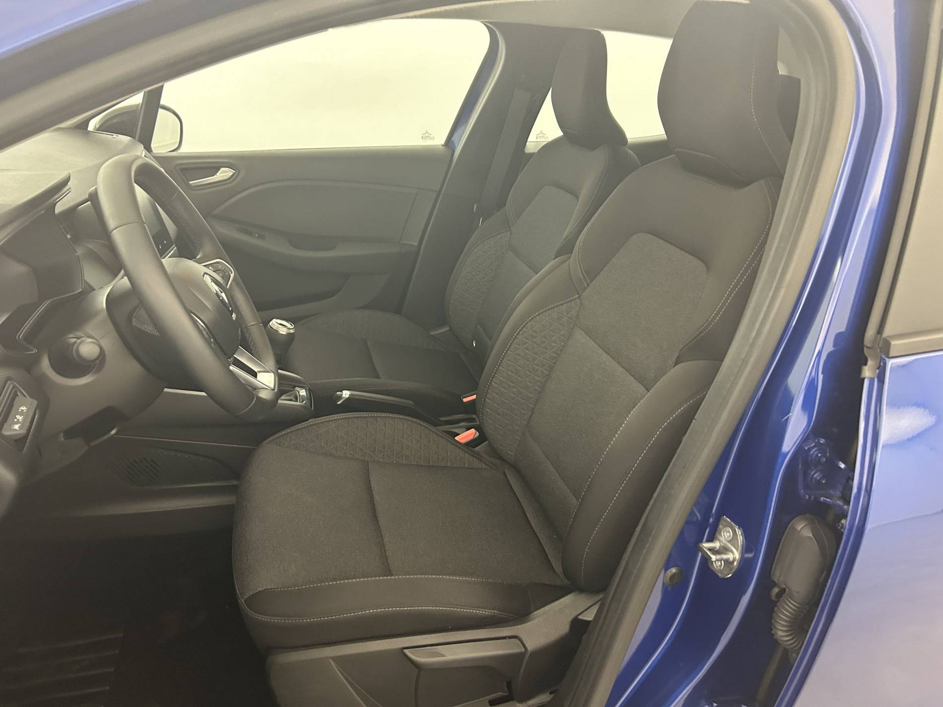 Vente en ligne Renault Clio 5 Clio TCe 90 au prix de 14 960 €