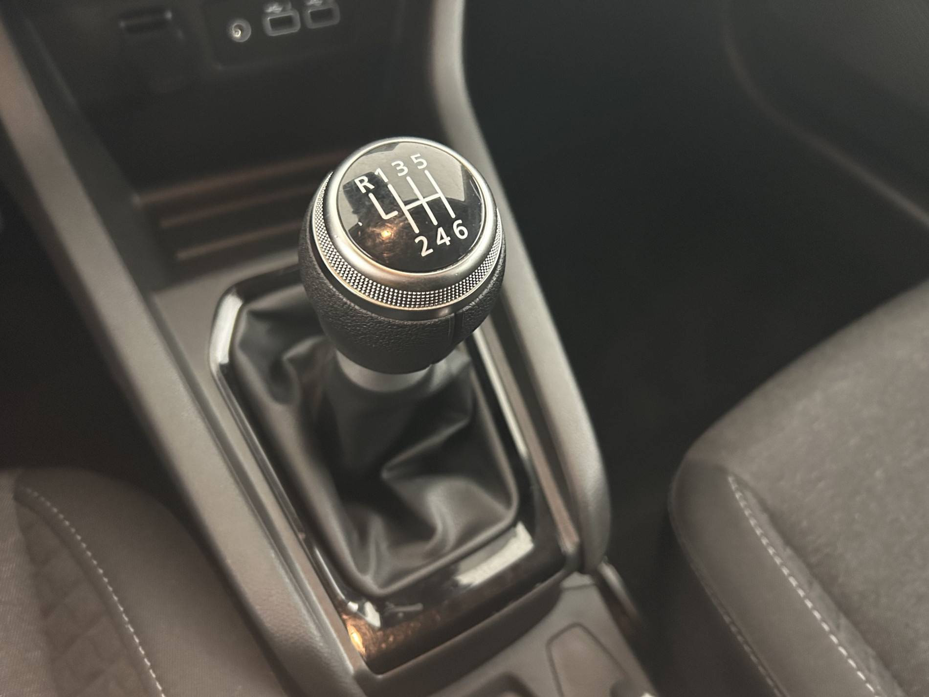 Vente en ligne Renault Clio 5 Clio TCe 90 au prix de 14 960 €