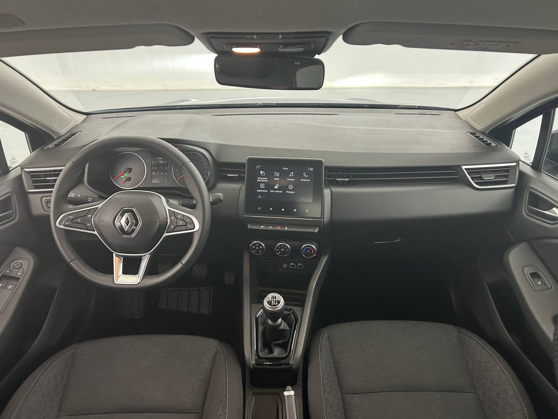 Vente en ligne Renault Clio 5 Clio TCe 90 au prix de 14 960 €