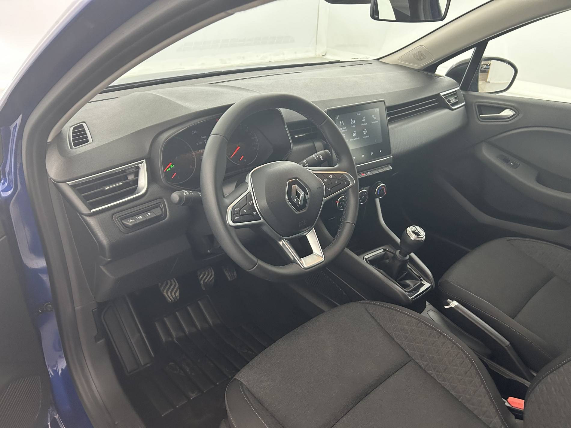 Vente en ligne Renault Clio 5 Clio TCe 90 au prix de 14 960 €