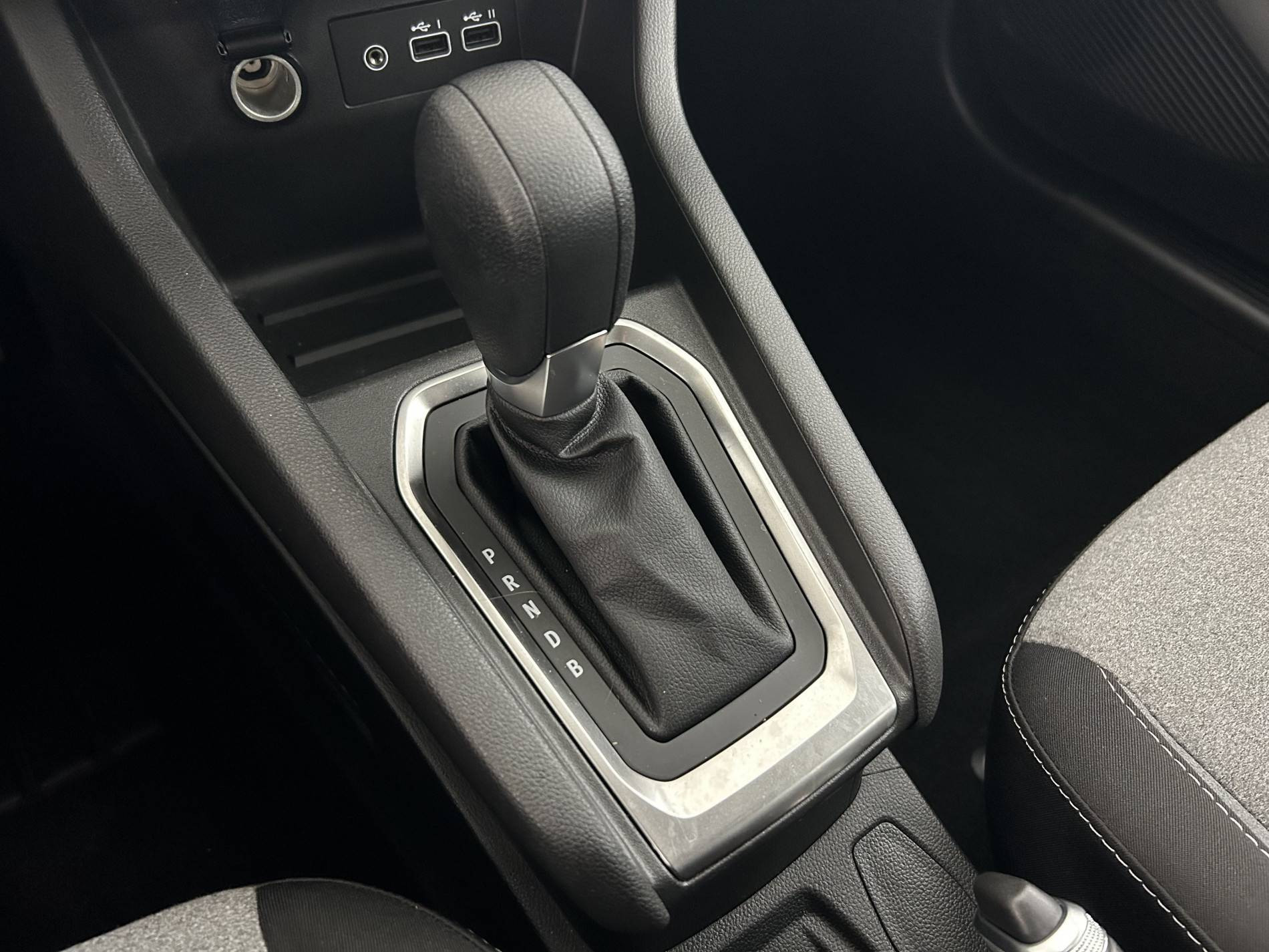 Vente en ligne Renault Clio 5 Clio E-Tech full hybrid 145 ch GSR2 au prix de 19 985 €