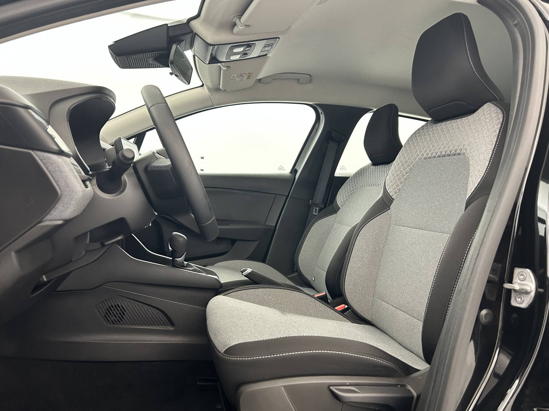 Vente en ligne Renault Clio 5 Clio E-Tech full hybrid 145 ch GSR2 au prix de 19 985 €