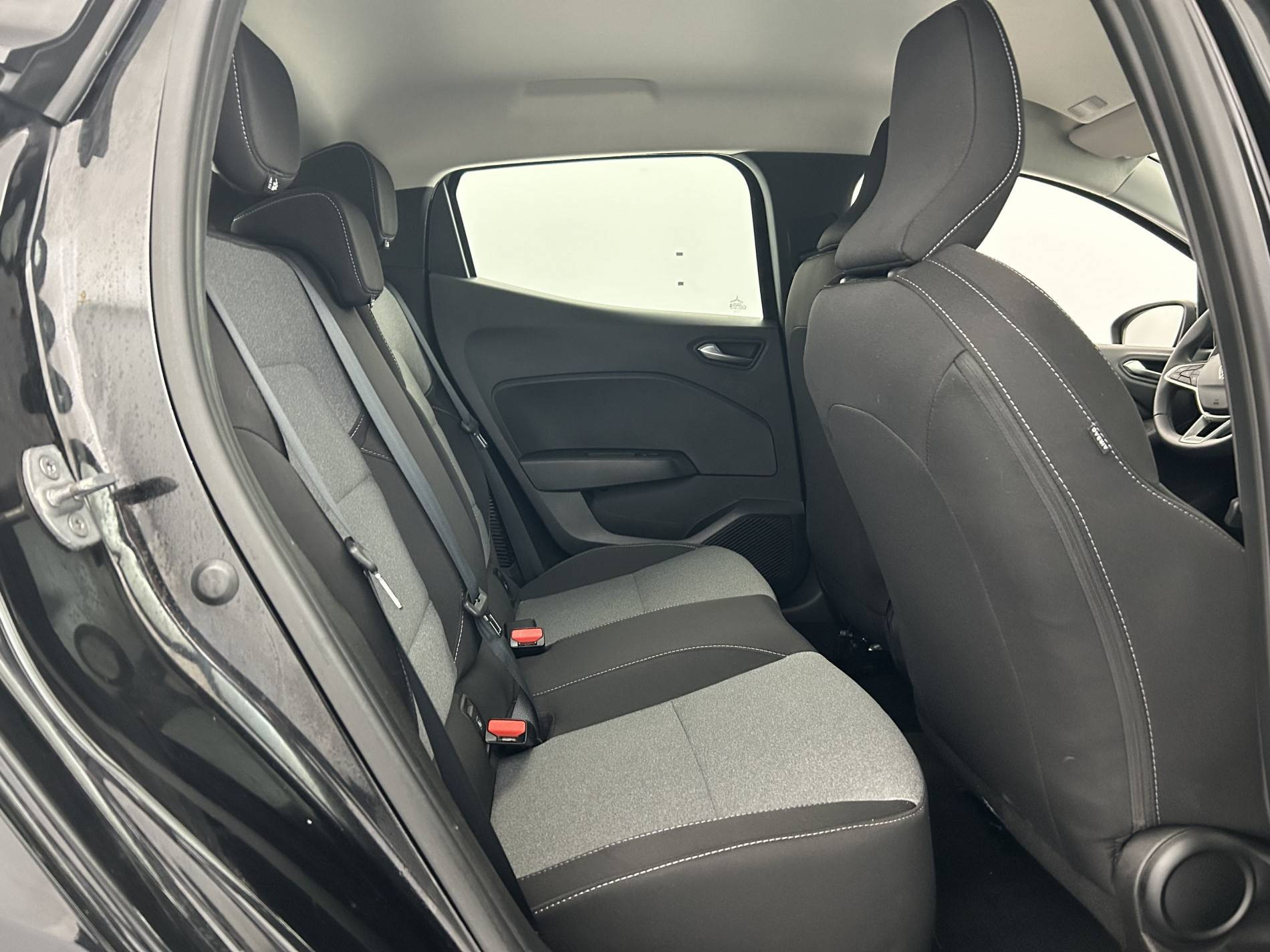 Vente en ligne Renault Clio 5 Clio E-Tech full hybrid 145 ch GSR2 au prix de 19 985 €