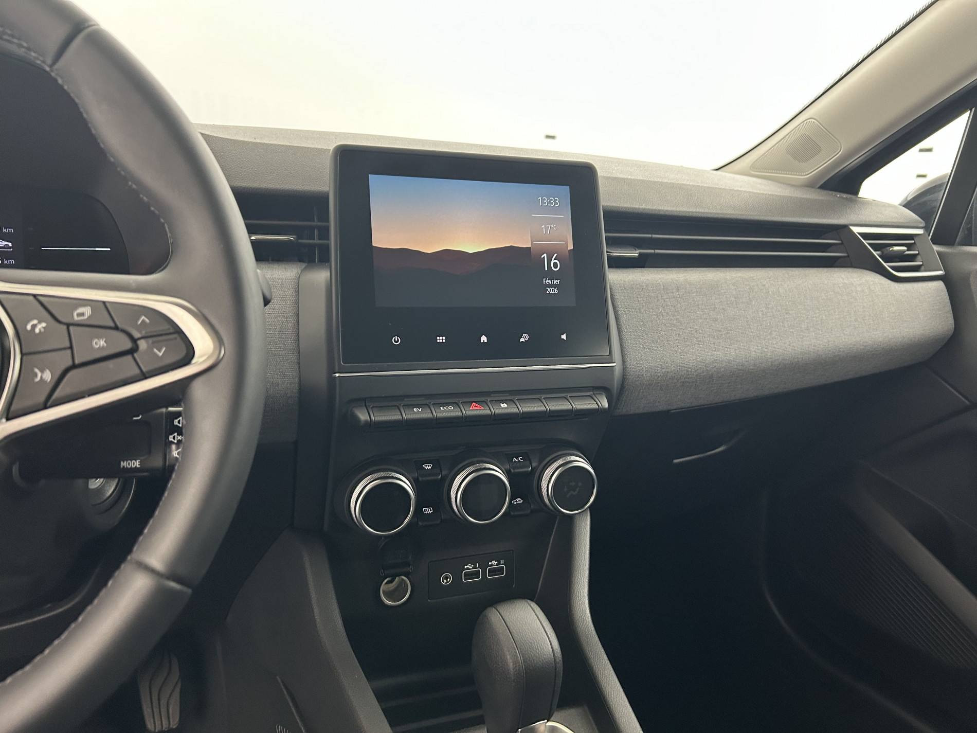 Vente en ligne Renault Clio 5 Clio E-Tech full hybrid 145 ch GSR2 au prix de 19 985 €