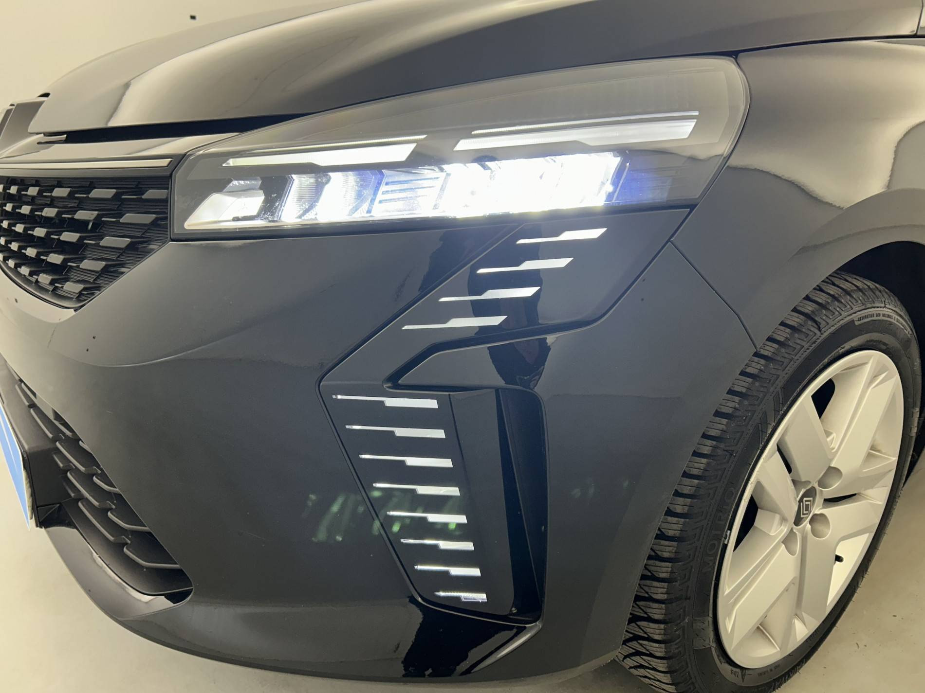 Vente en ligne Renault Clio 5 Clio E-Tech full hybrid 145 ch GSR2 au prix de 19 985 €