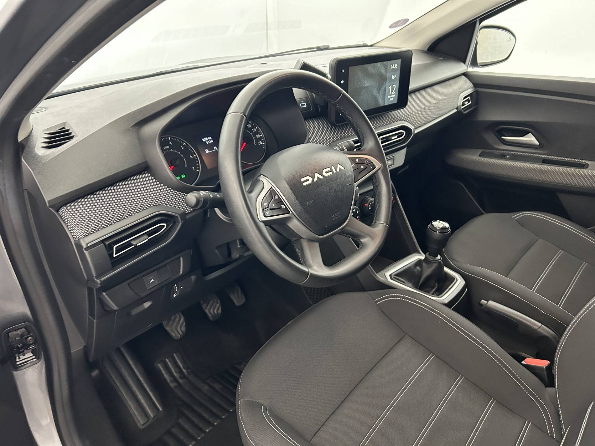 Vente en ligne Dacia Jogger  ECO-G 100 5 places au prix de 17 490 €